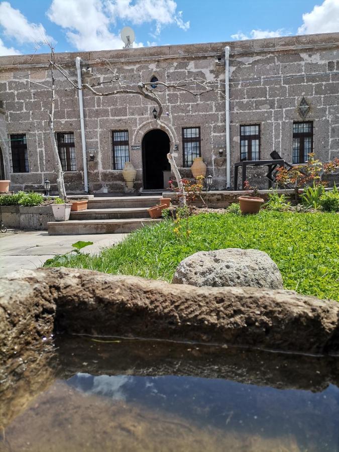 Osmanoglu Hotel Guzelyurt Esterno foto
