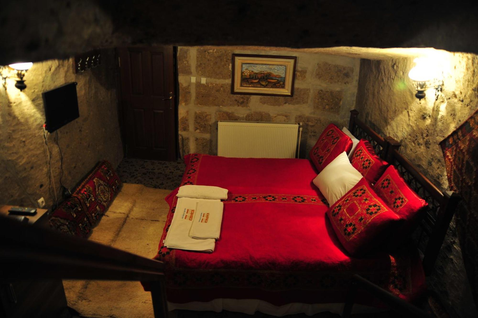 Osmanoglu Hotel Guzelyurt Esterno foto