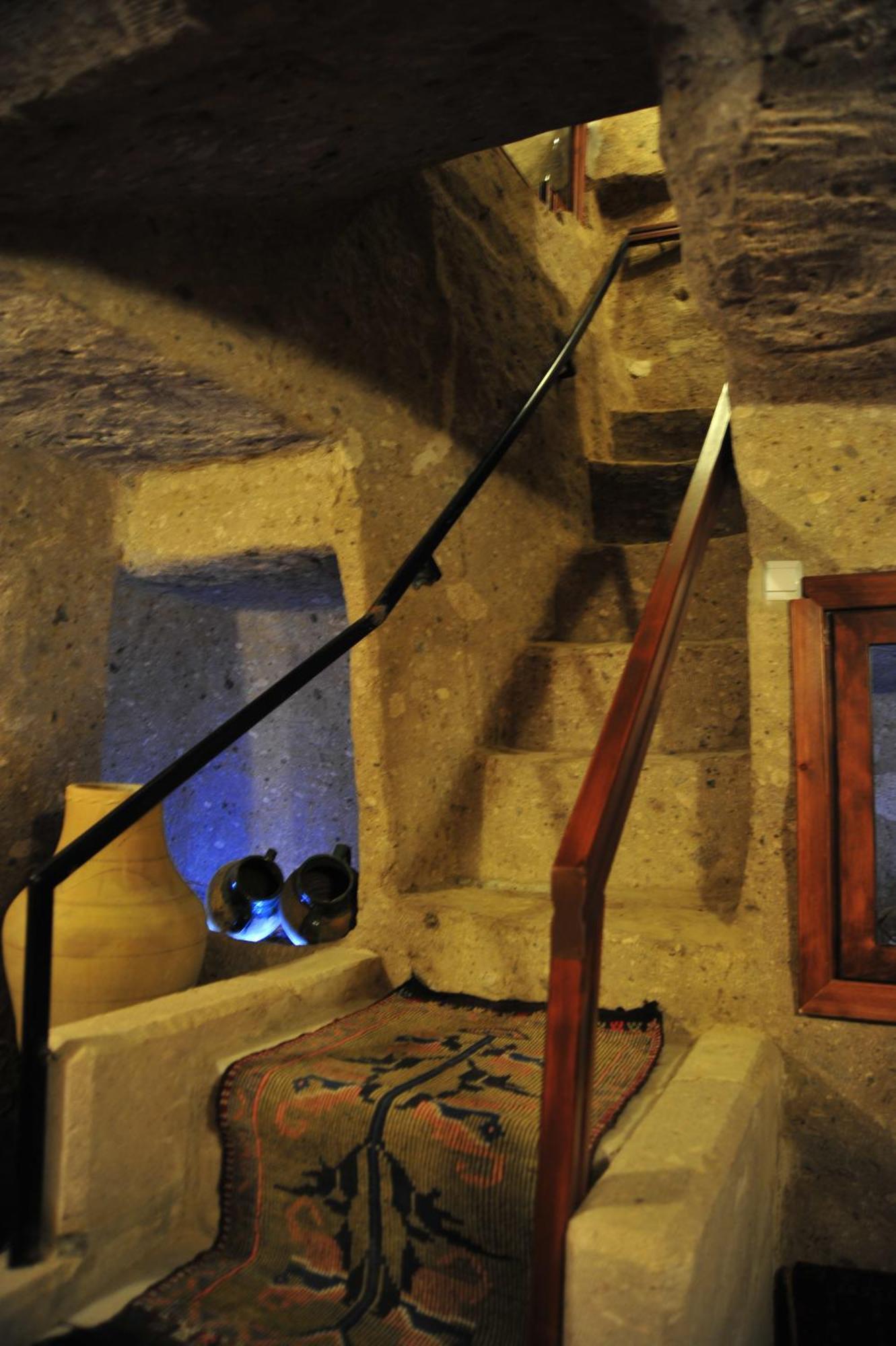 Osmanoglu Hotel Guzelyurt Esterno foto