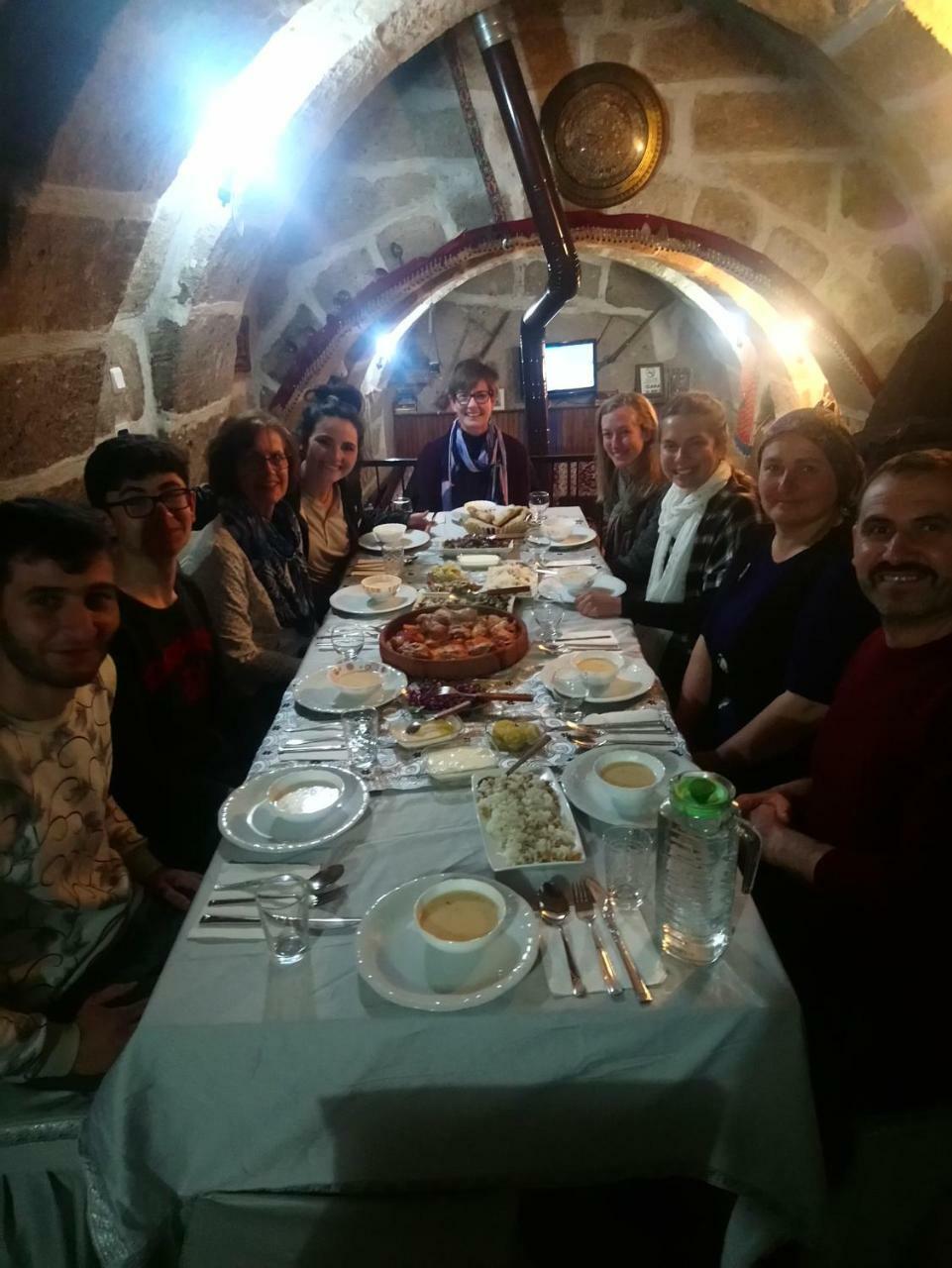 Osmanoglu Hotel Guzelyurt Esterno foto